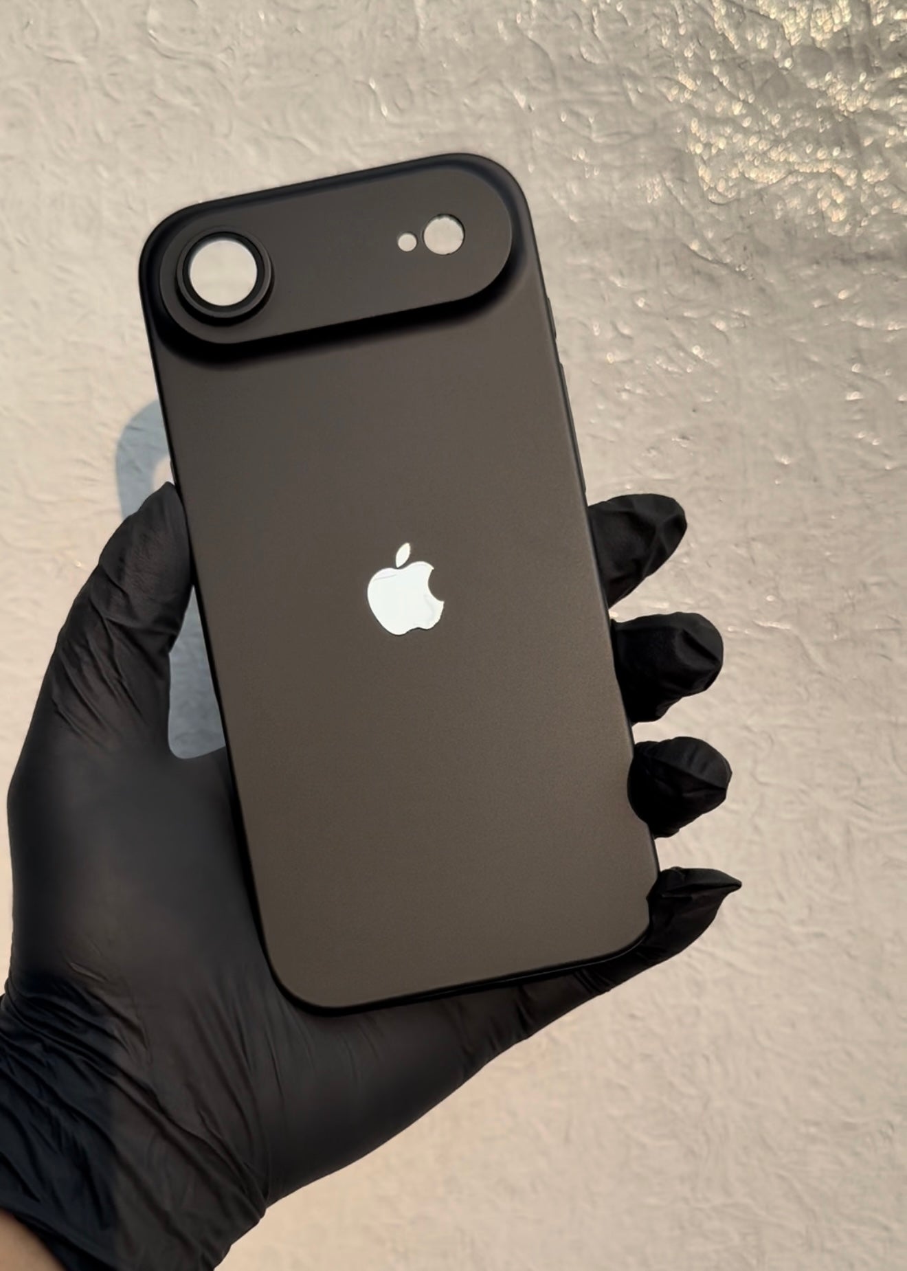 Black Beauty phone cover Jet black matte finish for timeless elegance and durable protection. Elevate your style with sophistication in every detail.